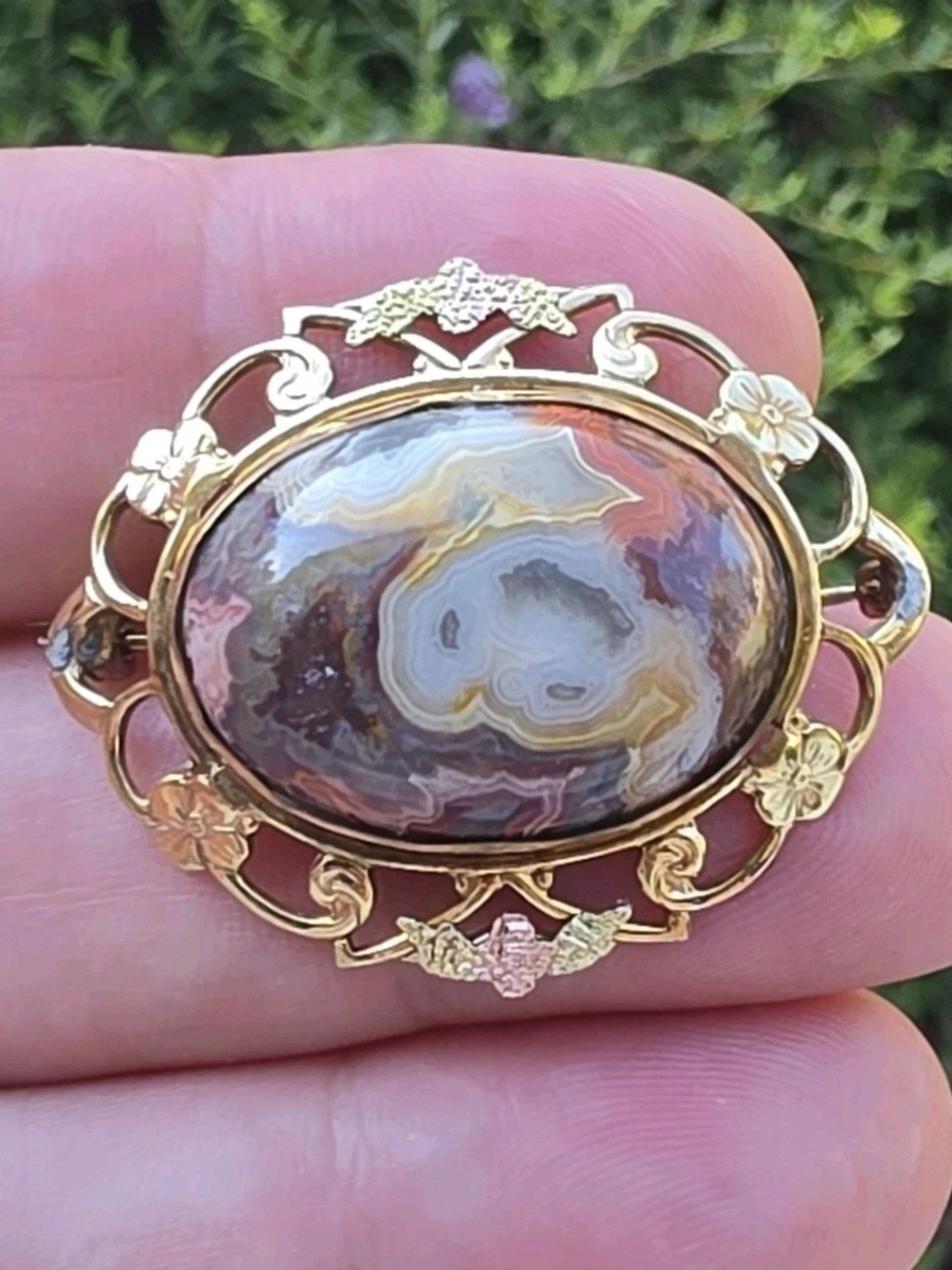 Vintage Signed White Co Gold Filled Crazy Lace Agate Oval Floral Brooch